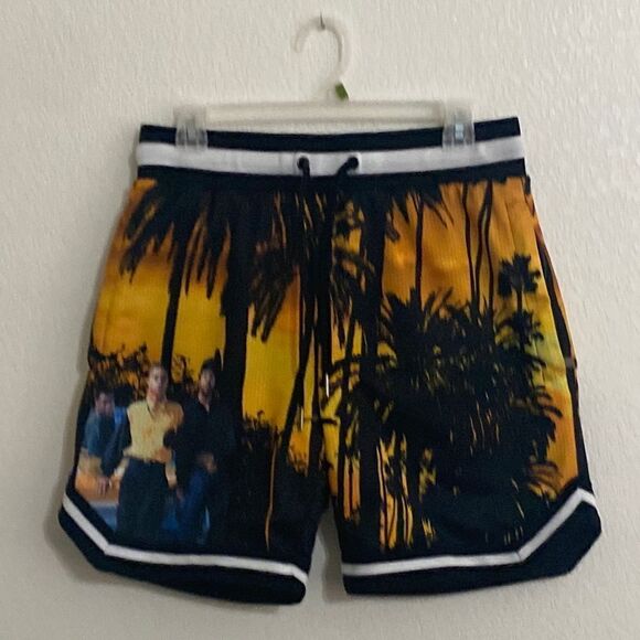 SHOE PALACE x BOYZ N THE HOOD Poster Men’s Basketball Shorts Size S - Picture 1 of 6
